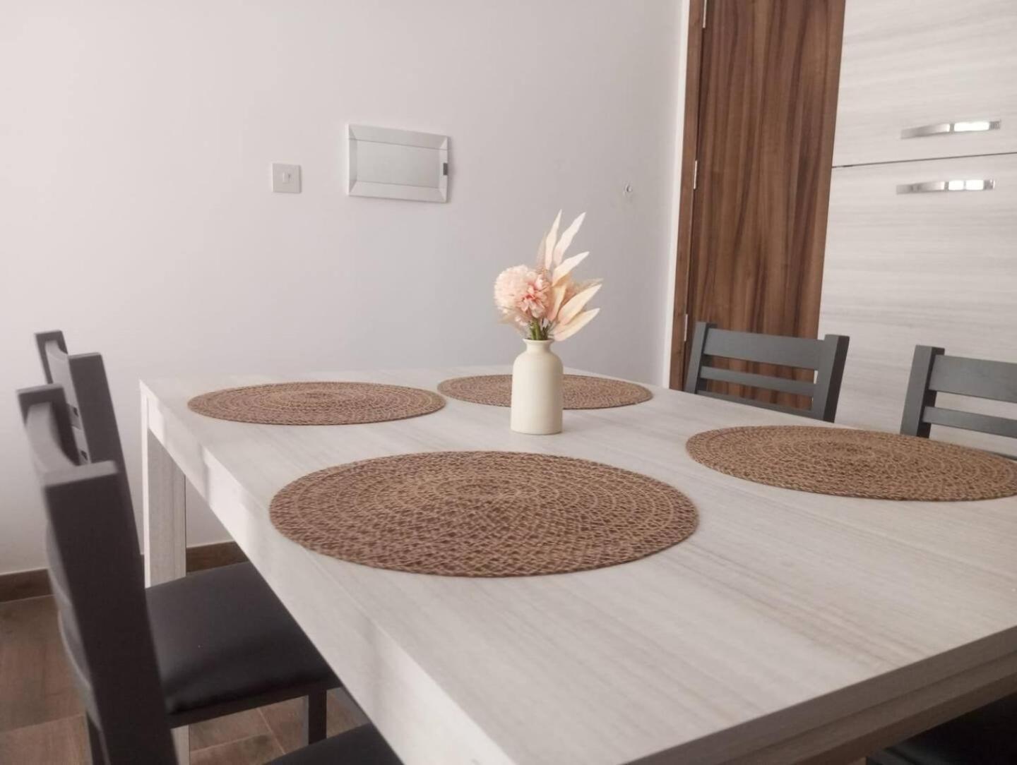 Apartment Brand New One Bedroom