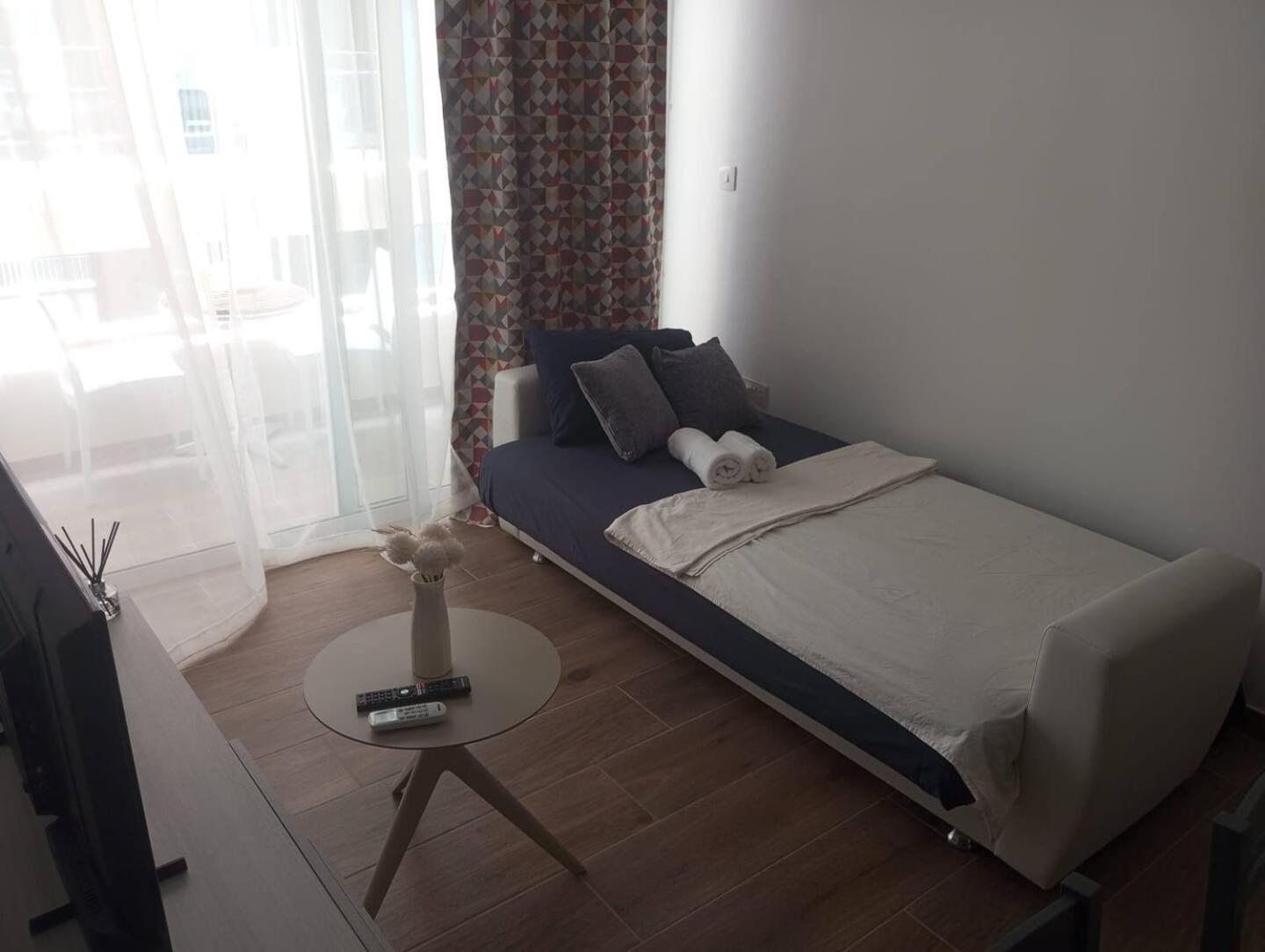 Apartment Brand New One Bedroom